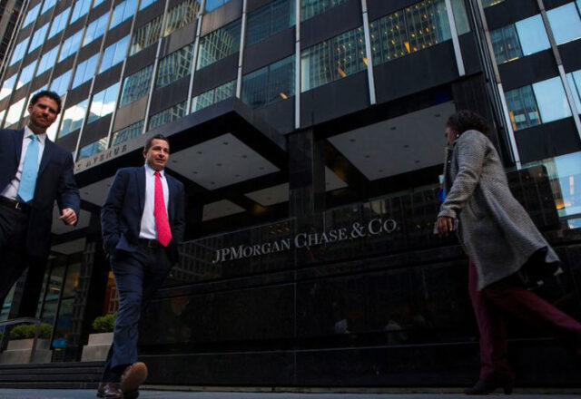 new-york-workers-return-to-office-ignites-deal-hopes-in-battered-real-estate-market-2, 6236397,